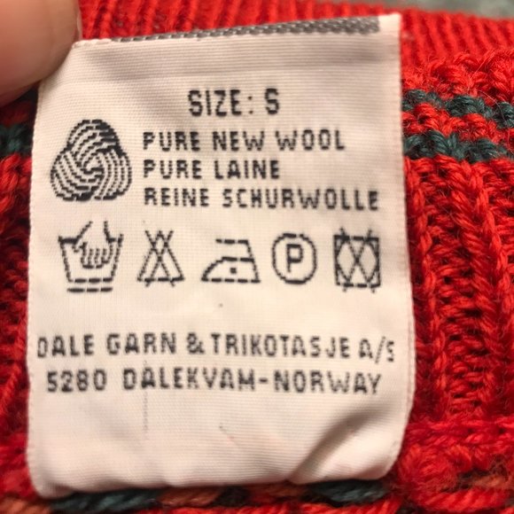 Dale of Norway Red Sweater Size Small - Picture 11 of 16